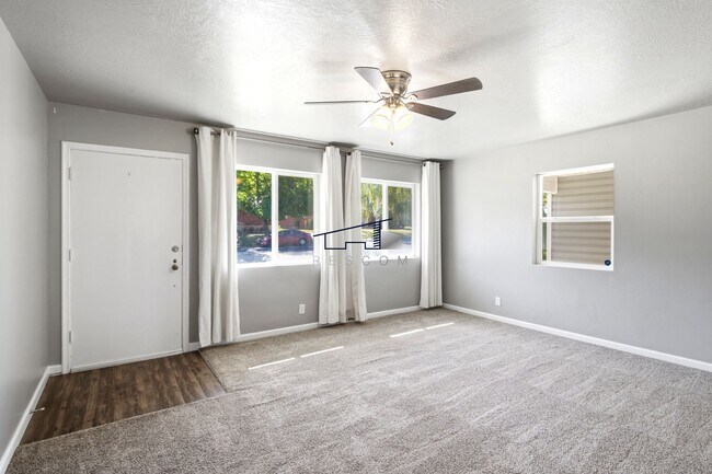 Building Photo - Updated 4-Bedroom Home for Lease in Ogden!