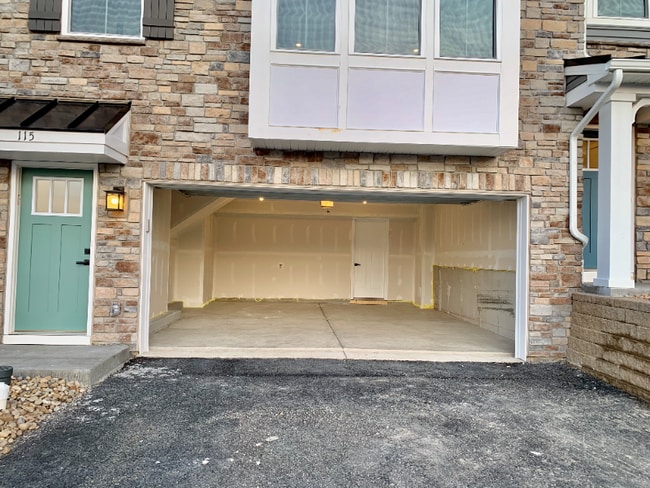 Building Photo - 115 Moyer Hill Dr