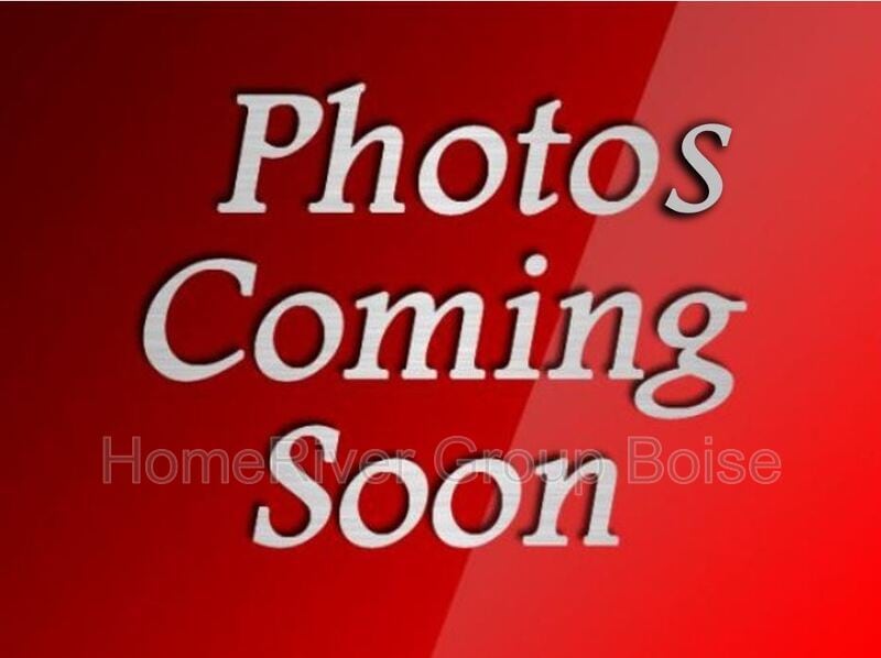 Building Photo - 1545 E Bishop Dr