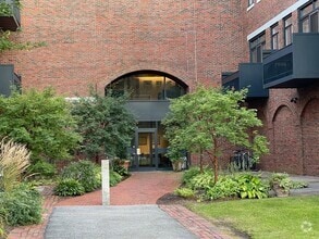 Building Photo - 100 Keyes Rd