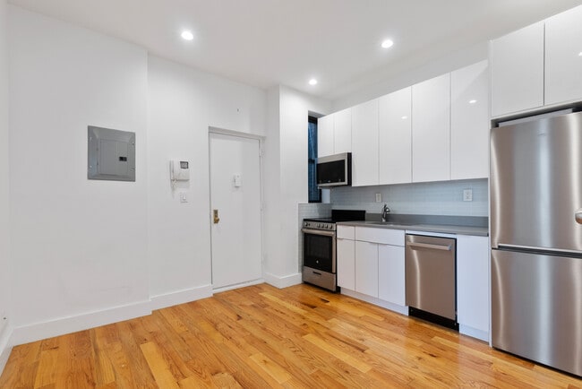Building Photo - 55-61 Delancey Street