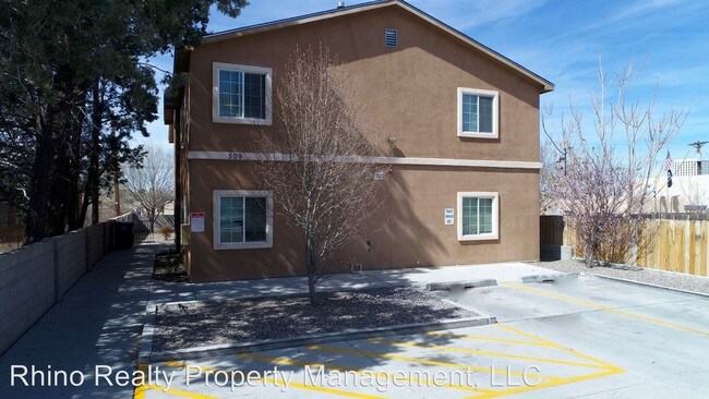 Building Photo - 509 Valencia Dr SE
