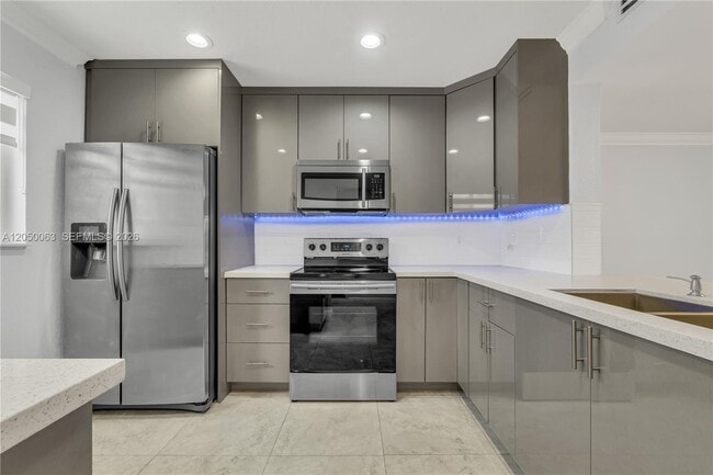Building Photo - 5452 NW 169th Terrace