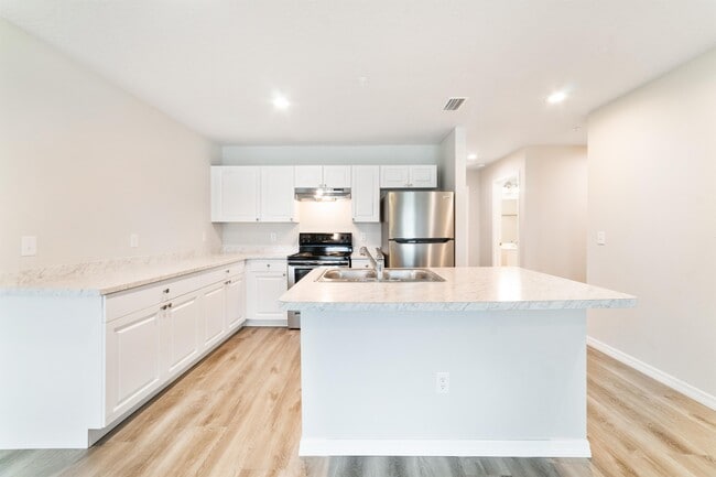 Photo - 254 Taylor Ln Townhome