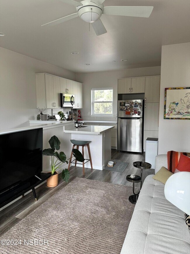 Foto del edificio - 1902 Old Mission Dr