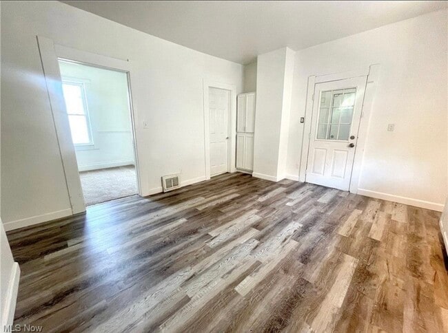 Building Photo - 4002 Robert Ave