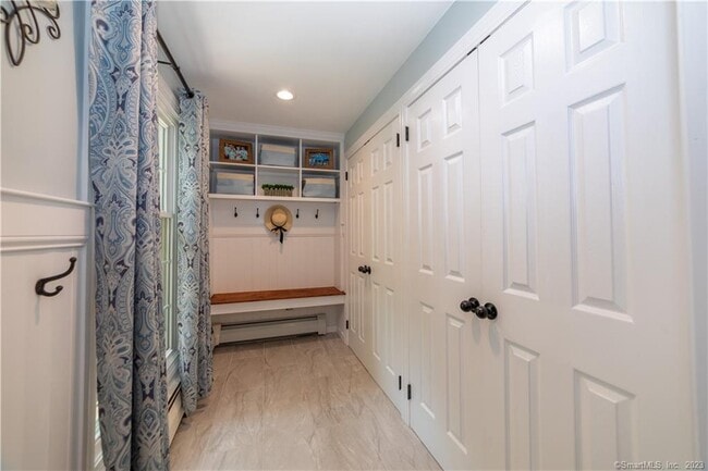 Foto del edificio - 36 Old Johnson Ln