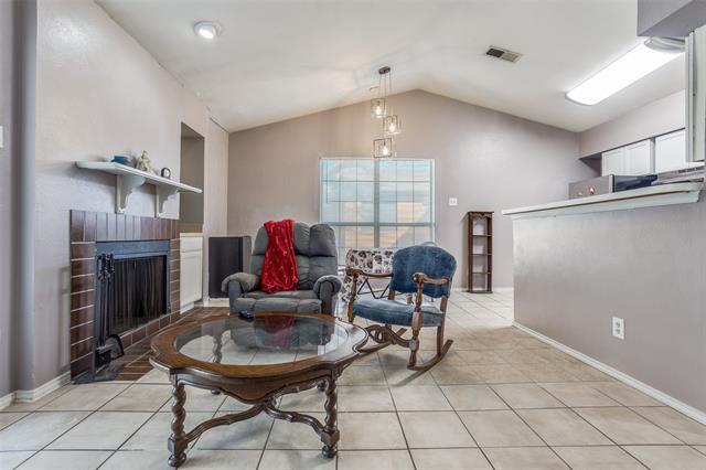 Foto del edificio - 5913 Lake Hubbard Pkwy