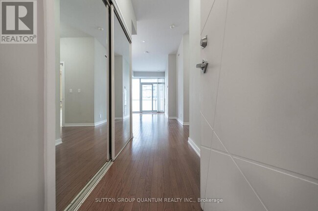 Photo du bâtiment - 12 York St