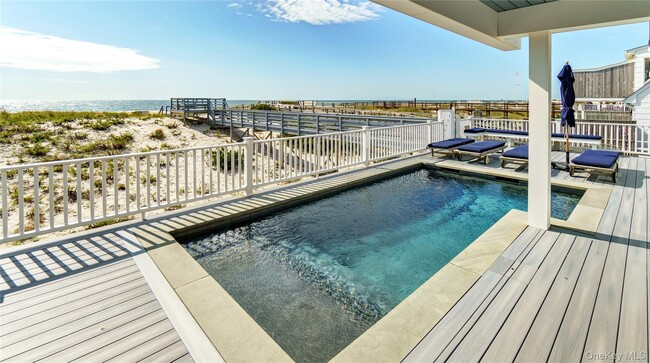 Building Photo - 939 Dune Rd