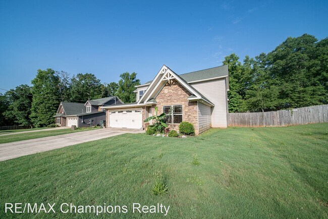 Building Photo - 4 br, 3.5 bath House - 18 Summer Shade Ct.