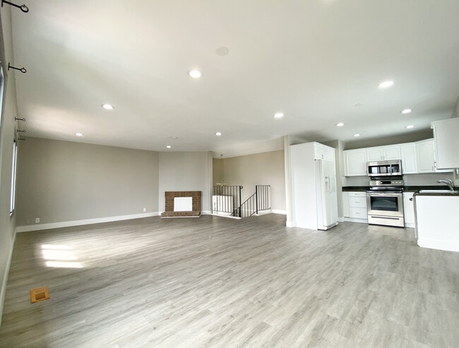 Building Photo - 134 Morton Dr