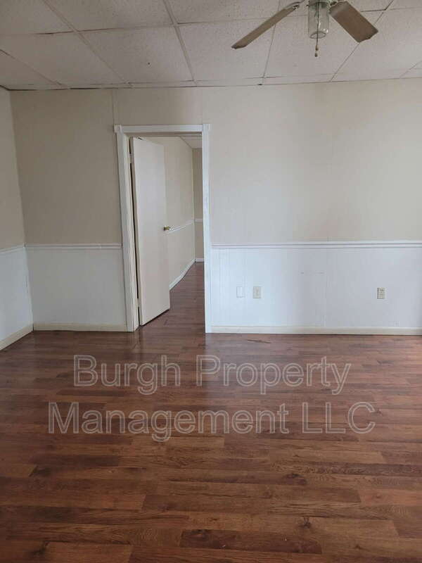 Building Photo - 996 Jefferson Ave