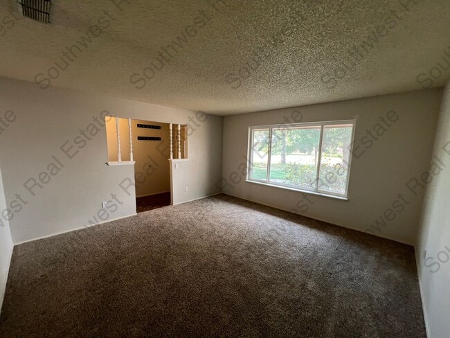 Building Photo - Charming 3-Bed, 2-Bath Home with Garage