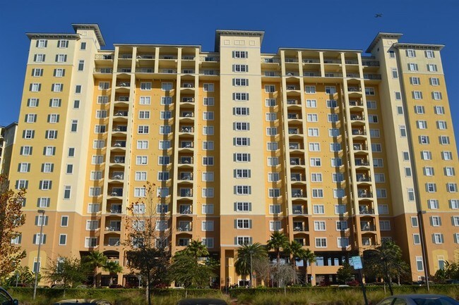 Foto del edificio - 8112 Poinciana Blvd