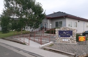 Building Photo - Riverton Apartments