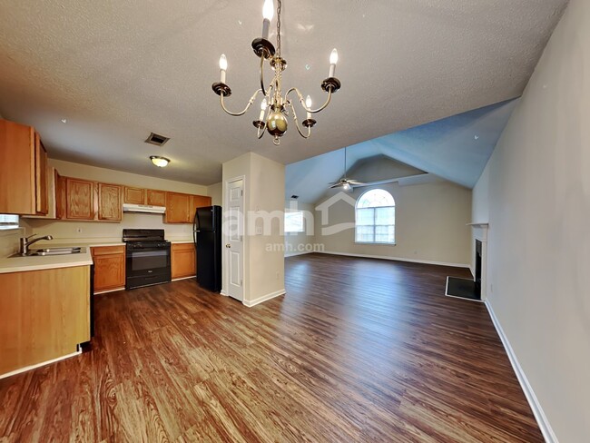 Foto del edificio - 4448 Idlewood Park