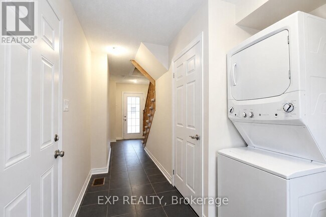 Building Photo - 2280 Baronwood Dr