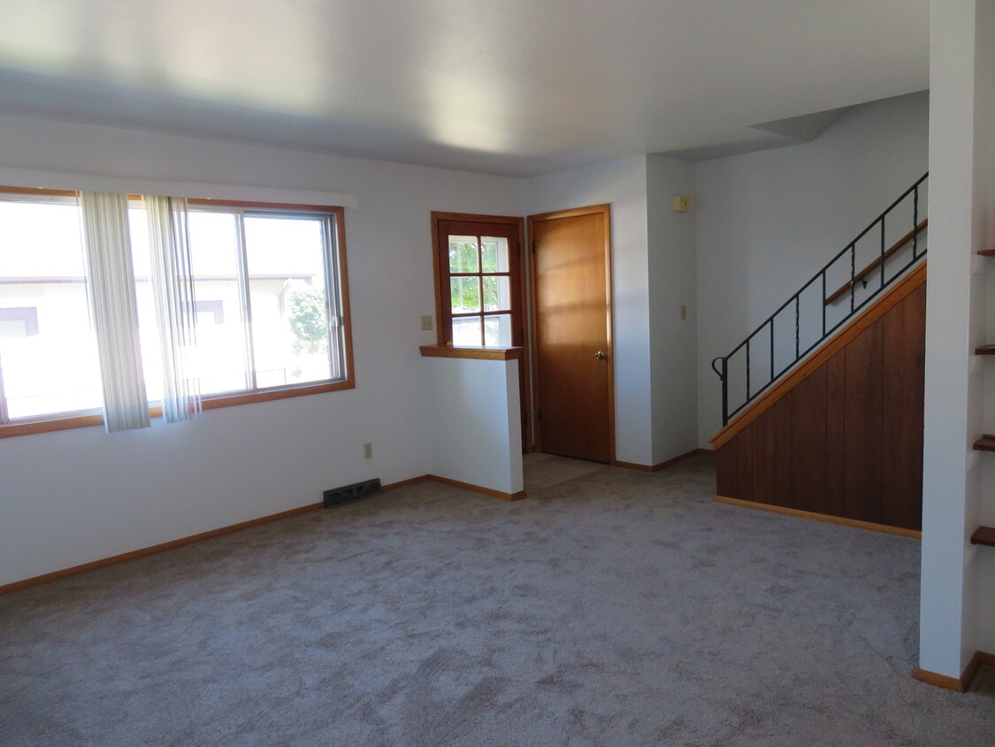 Primary Photo - 4285 S 20th St