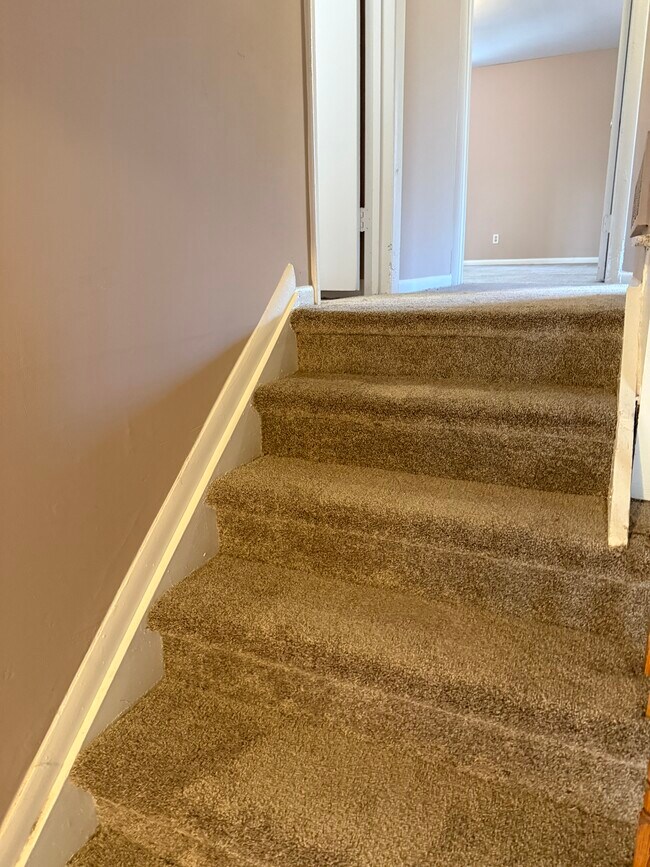 Foto del edificio - 402 Friendly Pooch Ln