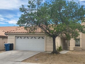 Building Photo - 9725 Pima Point Ave
