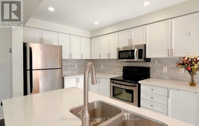 Building Photo - 28 Millburn Dr