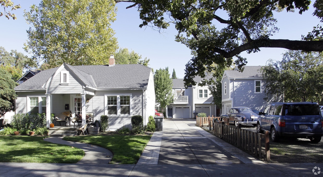 Primary Photo - 310-318 D St
