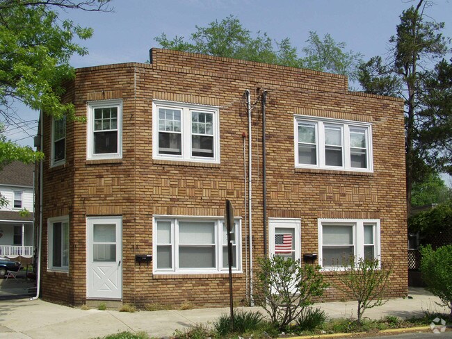 Primary Photo - 101 Cooper St