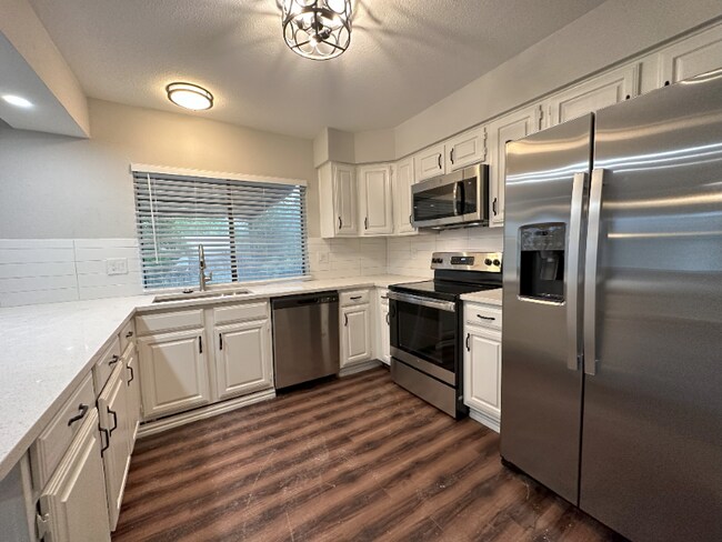 Foto del edificio - 2609 Trailridge Dr