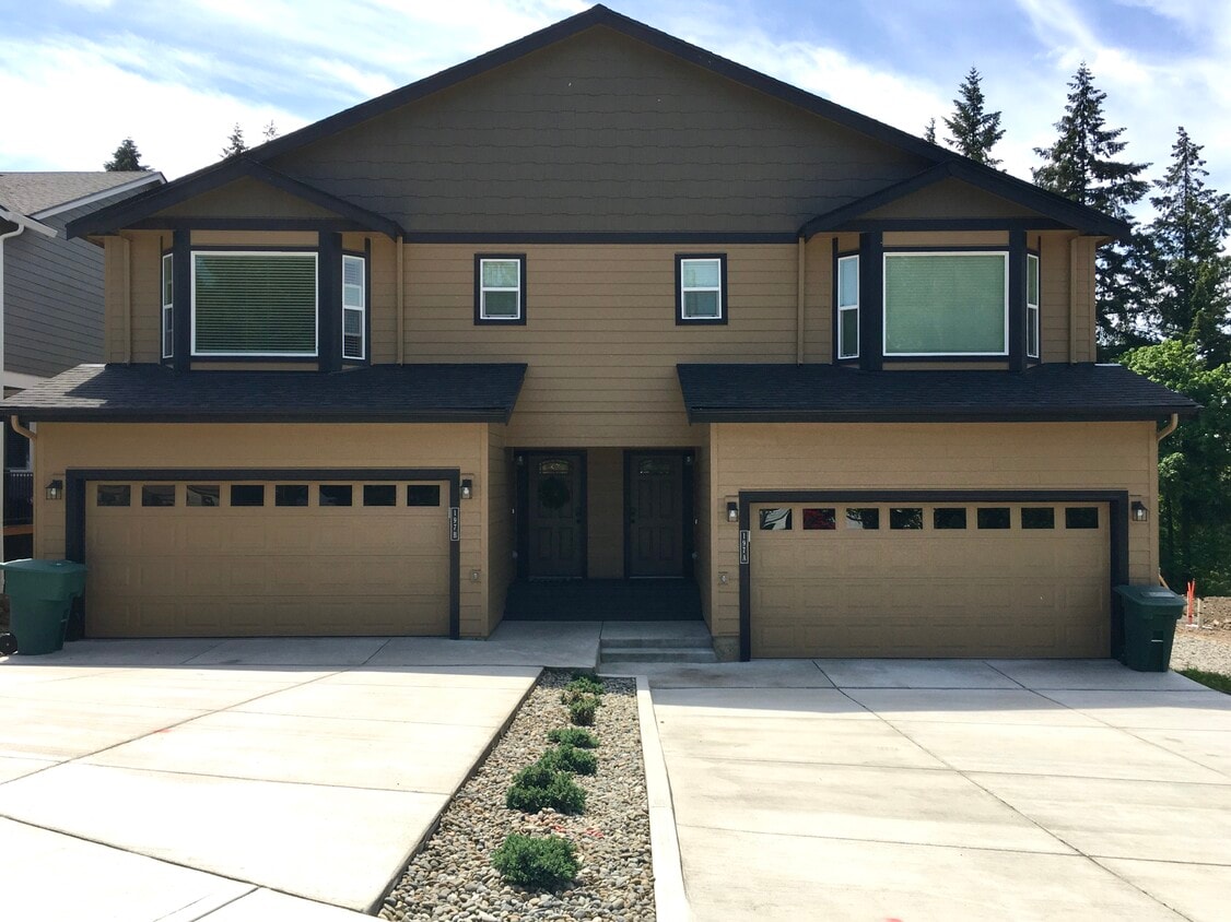 Foto principal - 197 Cloverdale Rd