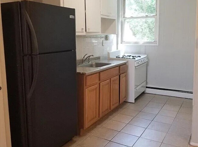 Foto del edificio - 187 Beacon Ave