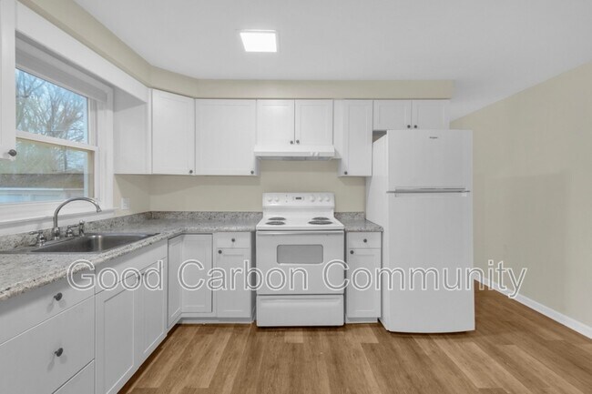 Foto del edificio - 1190 Orchard Park Rd