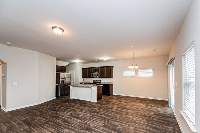 Foto del edificio - COMING SOON! Near Fort Jackson!!