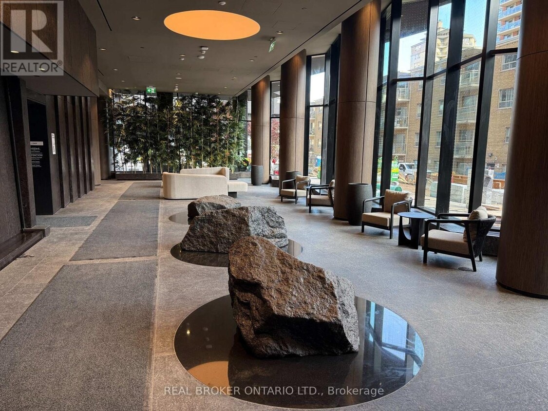 Photo principale - 110 Broadway Ave