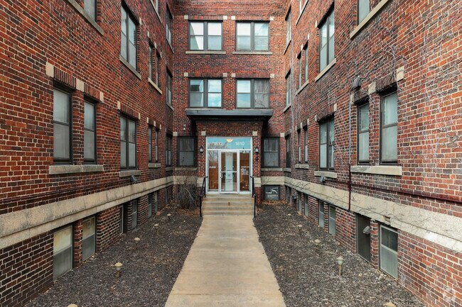 Entrada principal - 1810/12 Bryant Ave S