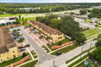 Building Photo - 2018 Royal Vista Ct