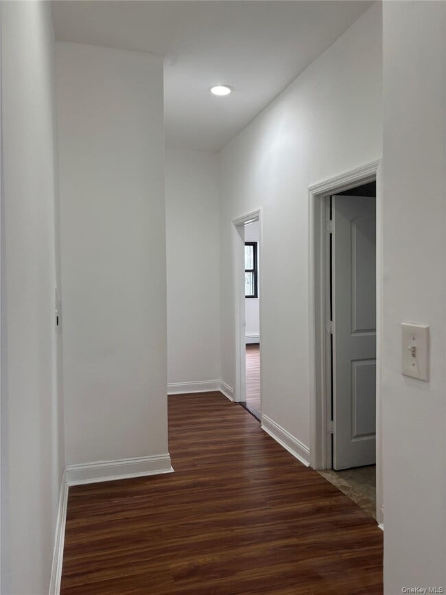 Building Photo - 77-19A Parsons Blvd