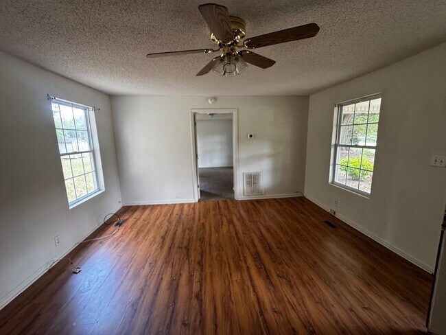 Foto del edificio - 2/1 IN Cleveland County, NC