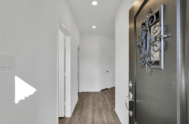 Building Photo - 22643 Malvicino Dr