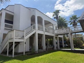 Building Photo - 3421 Jolly Roger Cir