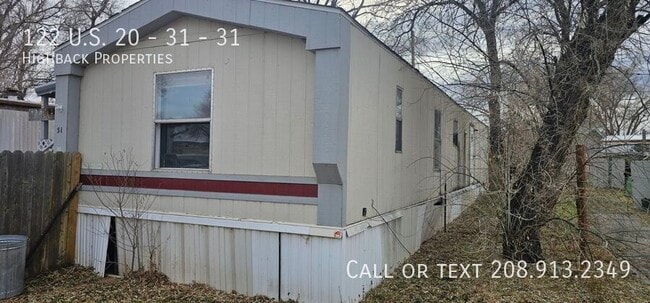 Building Photo - 122 US-20