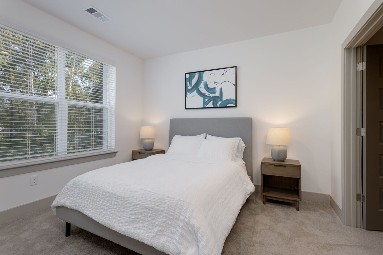 Foto principal - 950 Brittany Park Dr