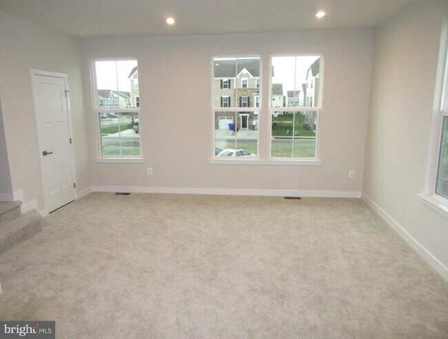 Building Photo - 110 Fletcher Cir