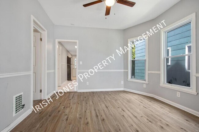 Building Photo - 76 Hammerschmidt Ave