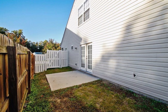 Building Photo - 5820 Ricker Rd