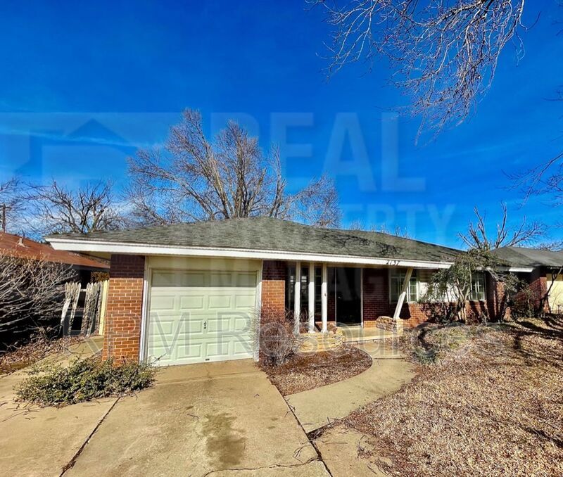 2137 Barclay Rd, The Village, OK 73120 House Rental in The Village