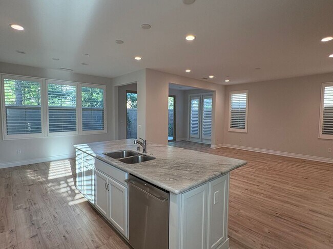 Building Photo - 108 Vessel