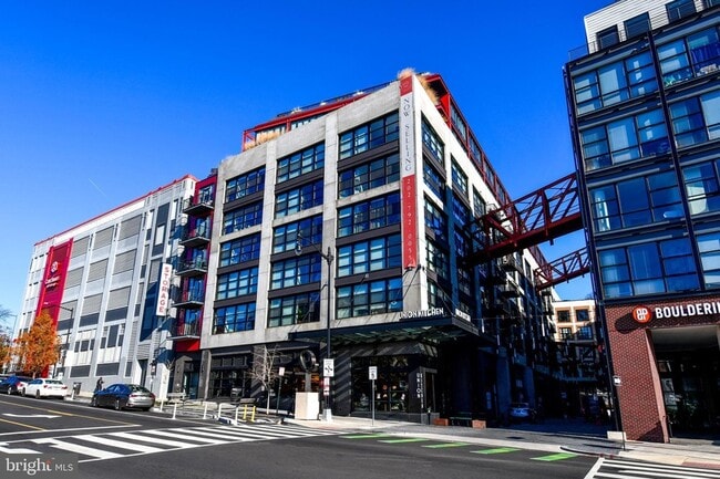 Foto del edificio - 1625 Eckington Pl NE