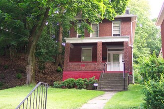 Building Photo - 147 Cape May Ave