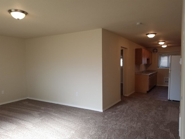 Foto del edificio - 114 W Cedar St